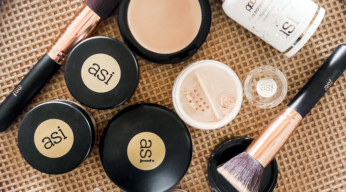 Regular Makeup Vs Mineral Makeup: Why Your Skin Is #Team Mineral!