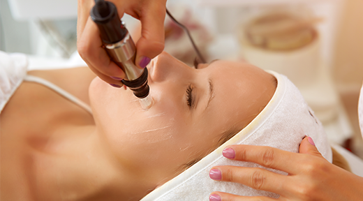 What Is Skin Needling? And Why You Need It In Your Beauty Salon